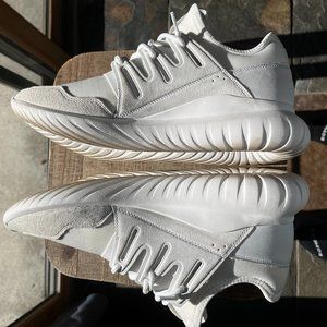 Adidas Tubular Radial Men's size 11.5 in Crystal White